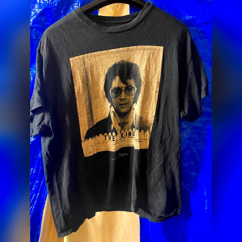 Elvis Presley "THE KING" Men T-Shirt : Size L
